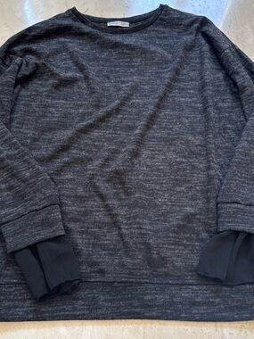 Zara Dark Gray top/Sweater